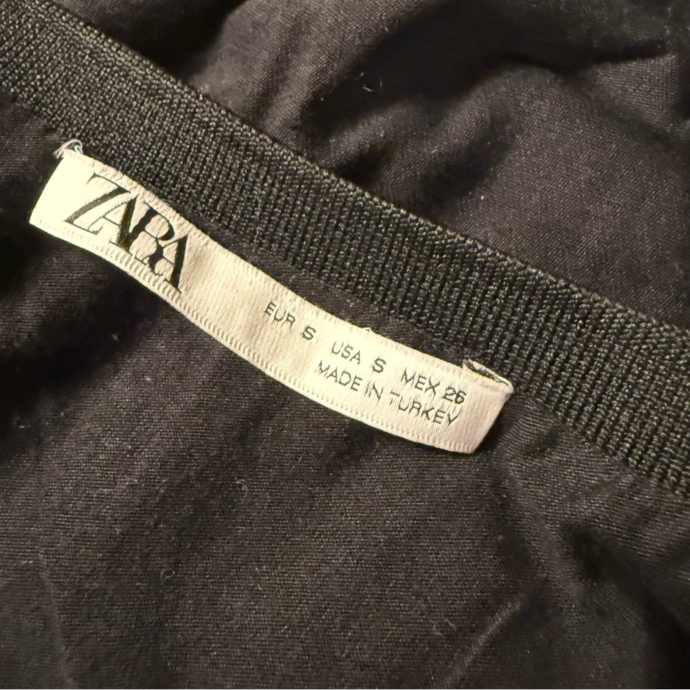 ZARA Black V-Neck Sleeveless Chiffon-Layer Camisole - Picture 7 of 7